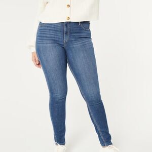 Hollister CURVY HIGH-RISE MEDIUM WASH JEAN LEGGINGS 31X28 NWT in packaging